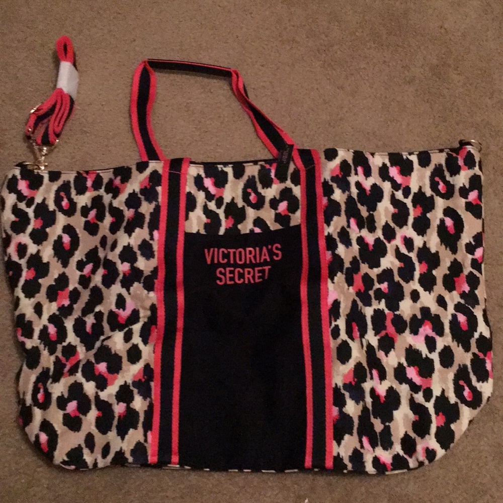 Victoria’s Secret Cheetah-print Tote/Carry Bag